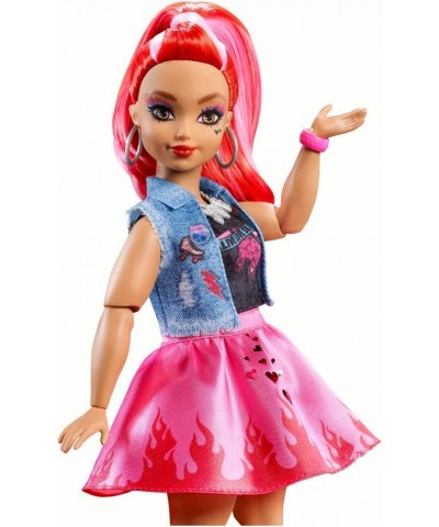 Jacy Masters Doll $30.36 Dolls