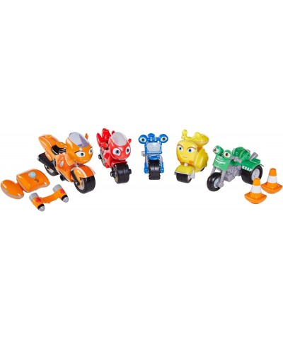 T20065 Toy $66.24 Play Figure Playsets