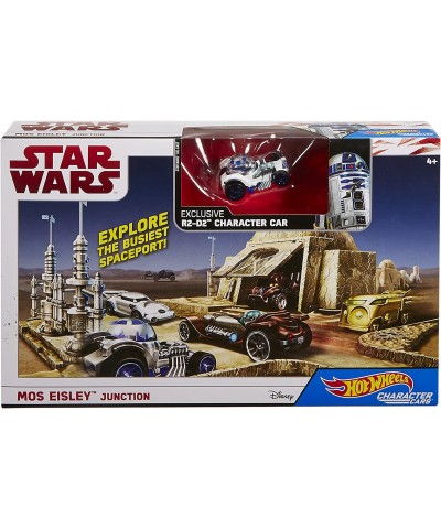 Star Wars Mos Eisley Junction Play Set $43.27 Toy Vehicle Playsets