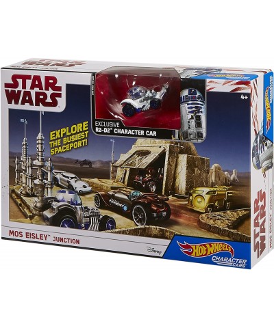 Star Wars Mos Eisley Junction Play Set $43.27 Toy Vehicle Playsets