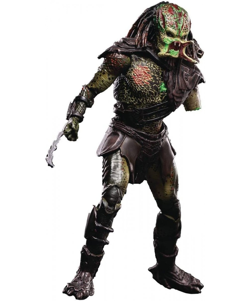 Toys Predators: Battle Damage Berserker 1:18 Scale 4 Inch Action Figure $25.19 Action Figures